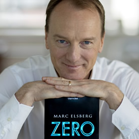 Marc Elsberg präsentiert seinem Roman „Zero“.