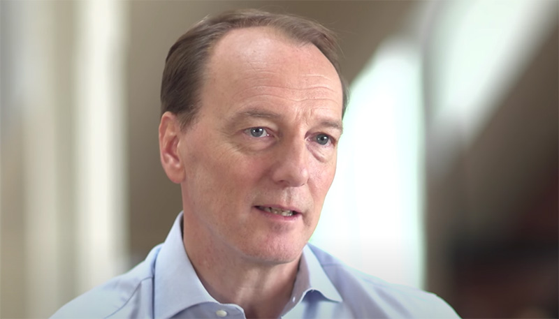 YouTube Poster Der Bestsellerautor erzählt über sein neues Buch »GIER«.